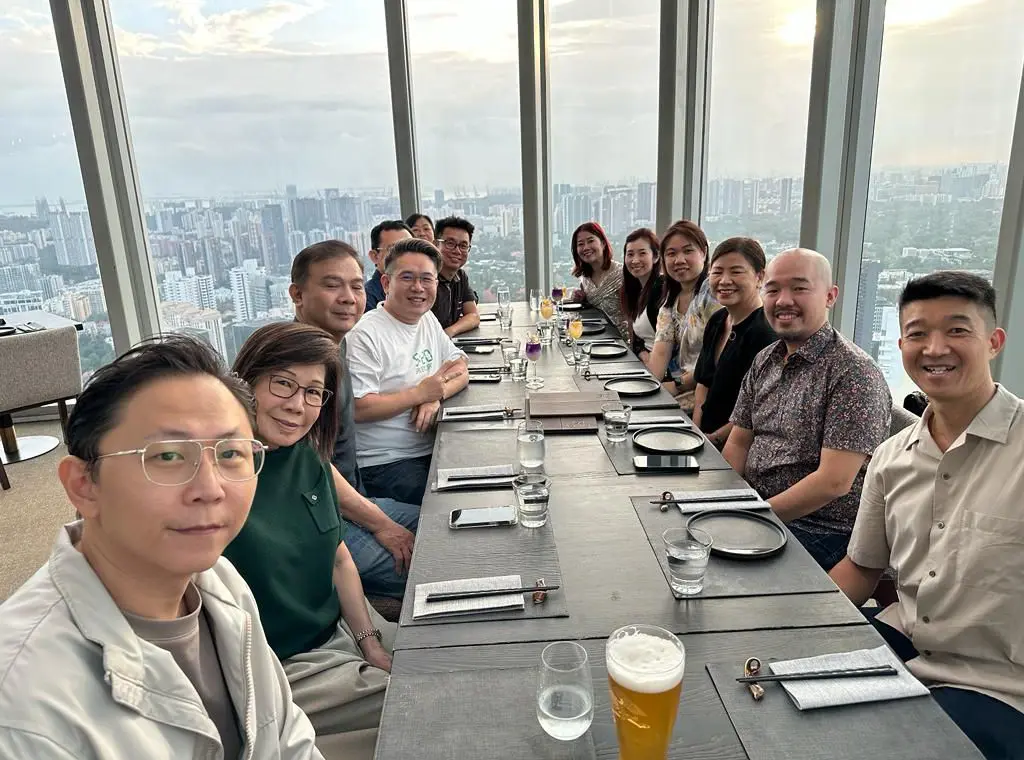 Jasmine Lau Division Team